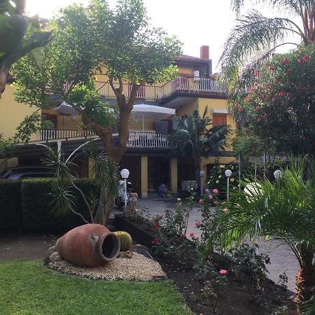 Casa Delle Rose Villa Catania-Fontanarossai nemzetközi repülőtér Kültér fotó